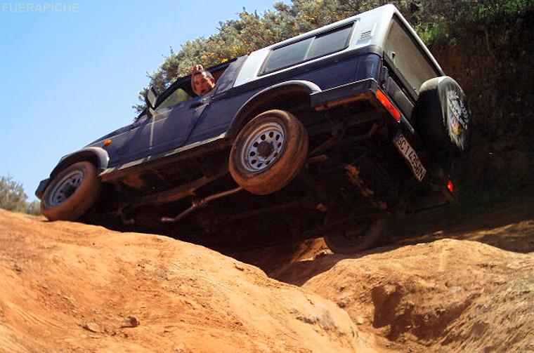 Suzuki Samurai Trial 4x4